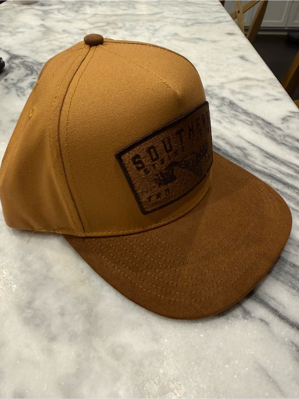 Southern String Hat Co. Golden Tan Hat and Razor - Picture 5 of 8